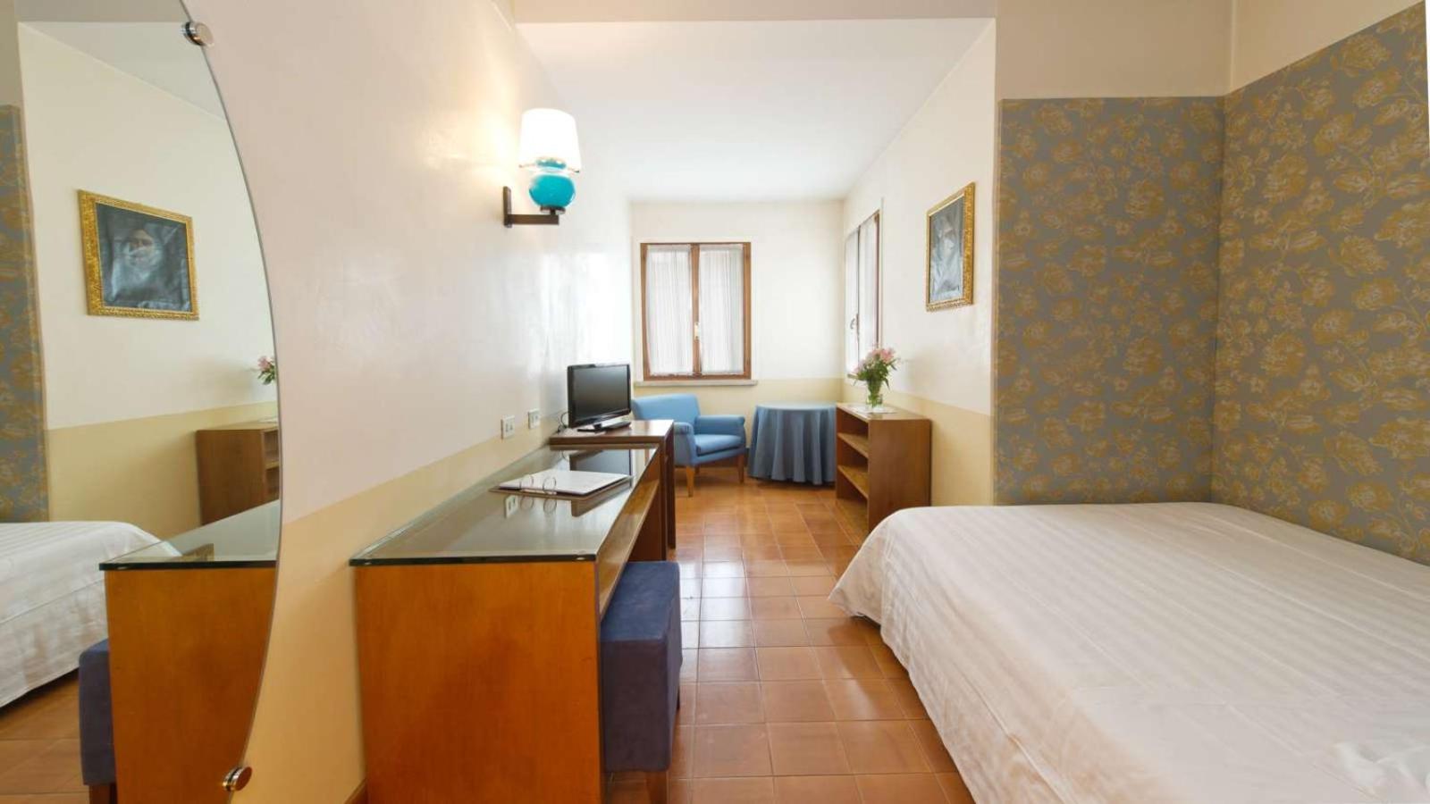 Hotel Villa Mabapa Lido di Venezia Bagian luar foto